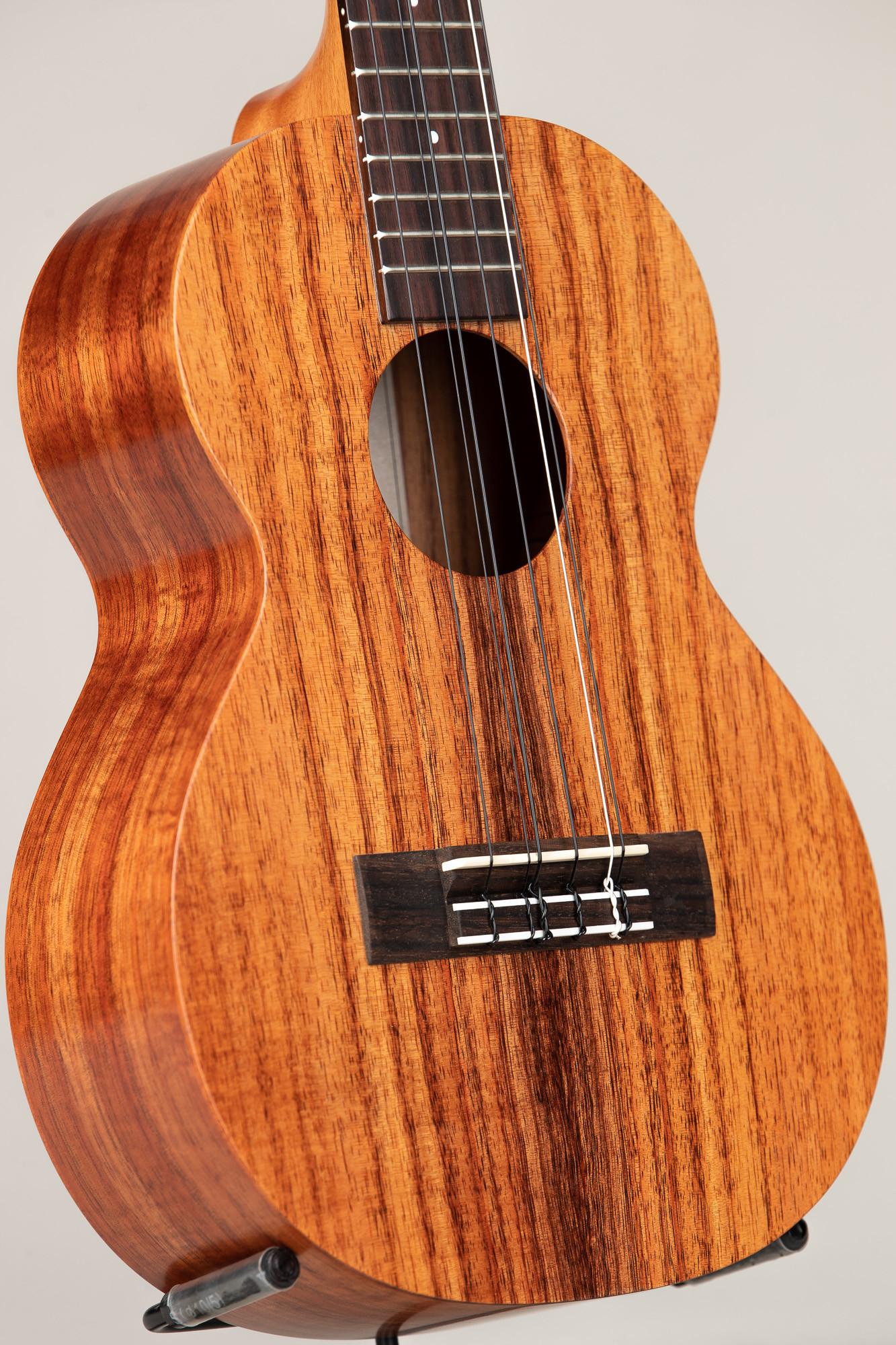 Kamaka Tenor 6 String (HF-36 211691)