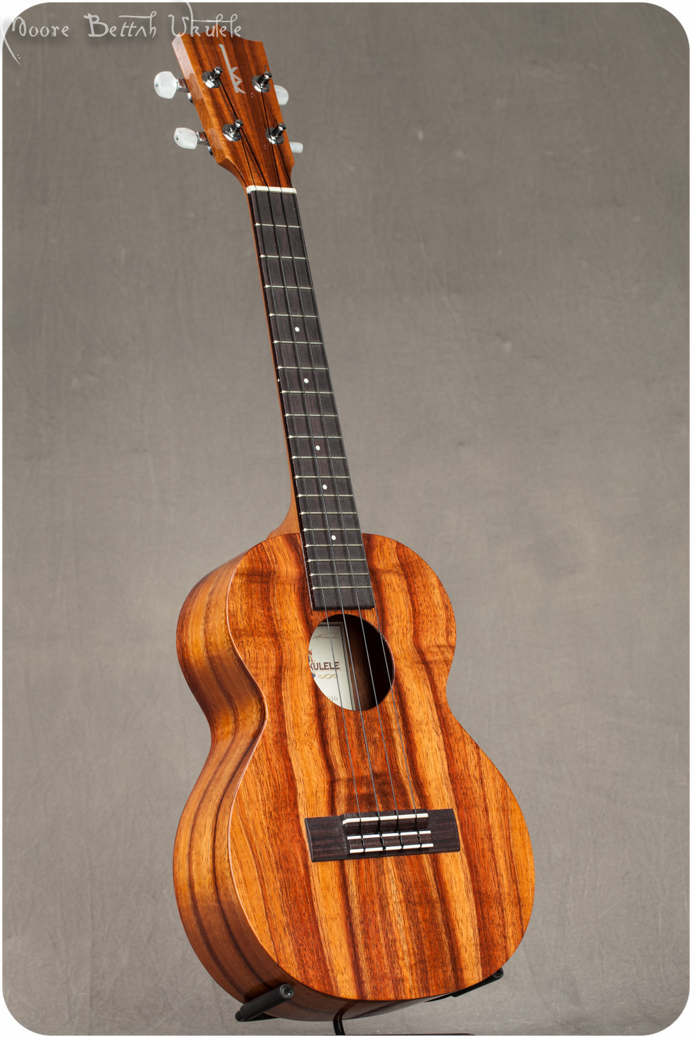 The Ukulele Site | kamaka-hf-3-tenor-ukulele