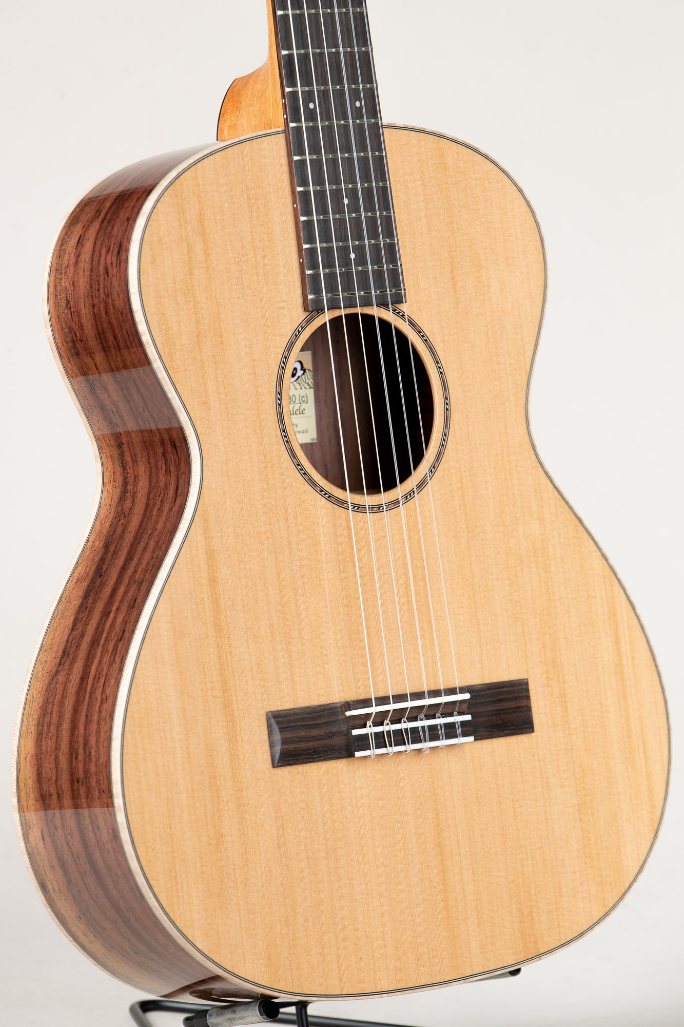Pono Cedar Top Rosewood Lattice Braced Nylon String Small Body Guitar  (NL-30C 9735)
