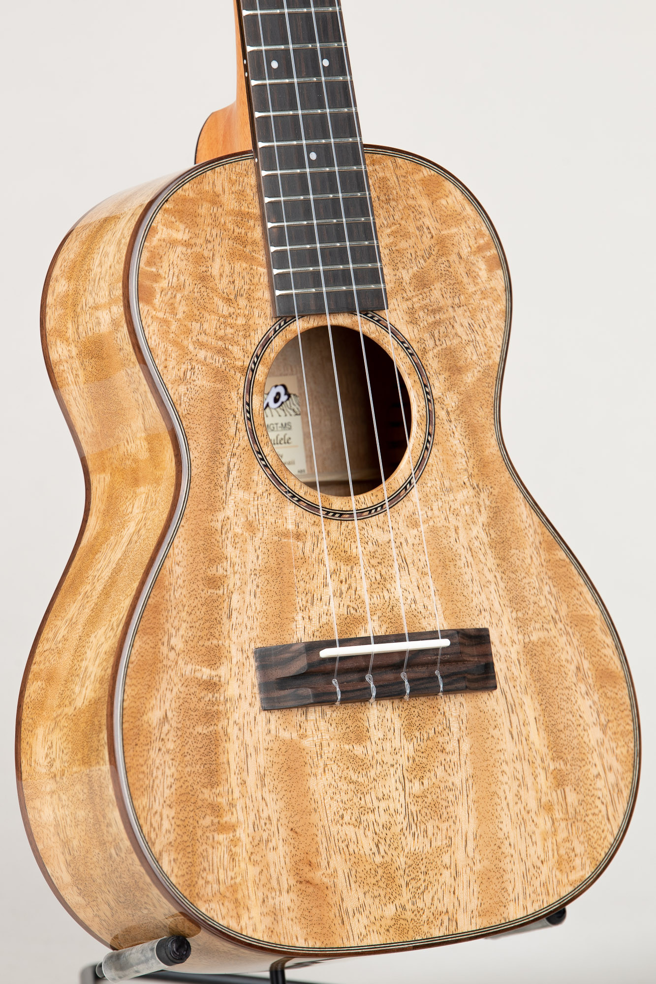 The Ukulele Site | Pono Acacia Master Series Lattice Braced Tenor