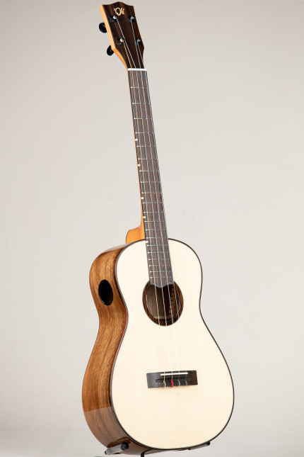 'Oli Spruce Top Acacia Baritone (L1SP-BA 521)