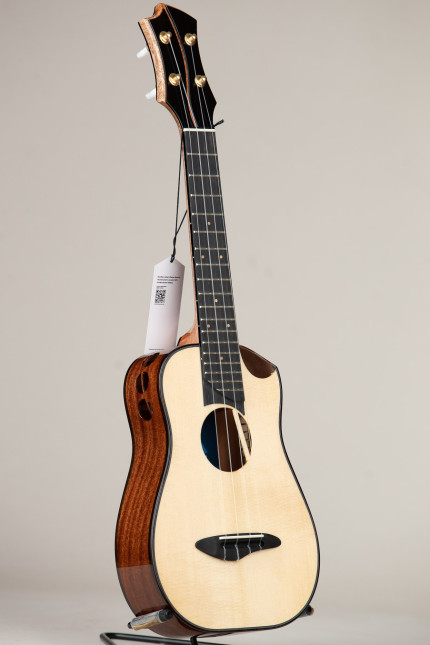 Rebel Spruce Mahogany Concert (Neri 2431)